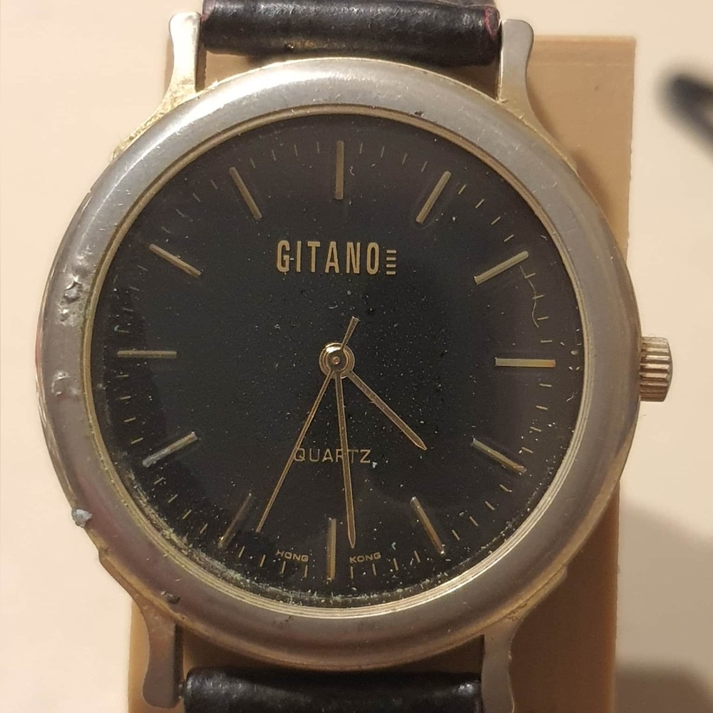 🦋10/$20🦋 Gitano Goldtone/Black Leather Women's Watch